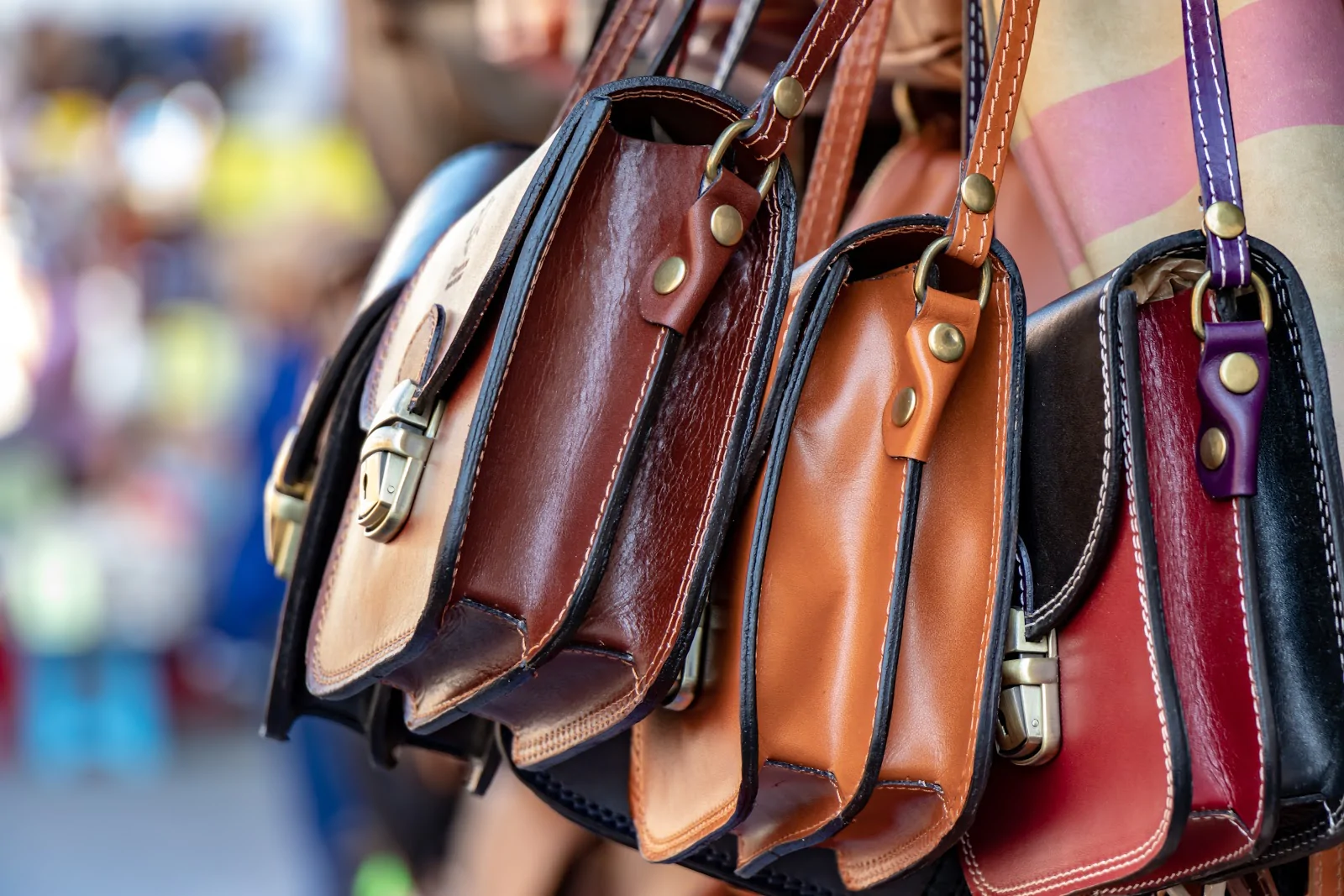 Tips for Choosing the Right Italian Leather Handbag